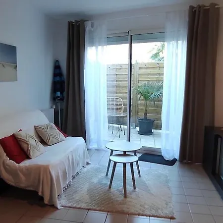 Holiday home Maison Cocooning Pres De Honfleur La Riviere-Saint-Sauveur